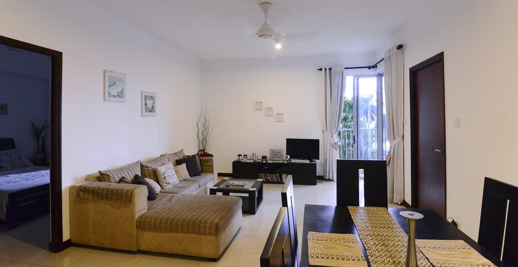 On 320 Apartment Kolombo Bagian luar foto